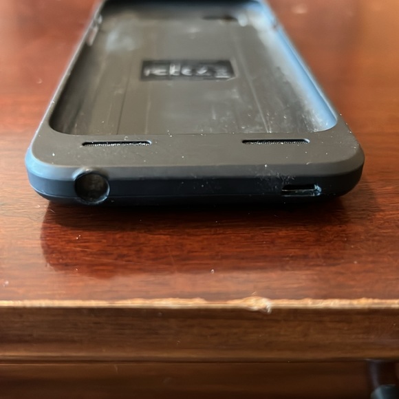 Anker iPhone 6/6s Charging Case - Picture 5 of 8